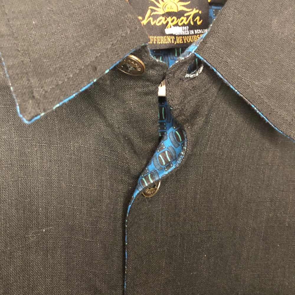 Shirt - Picture 3 of 6